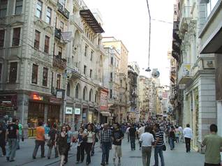 File:Istiklal Avenue.jpg