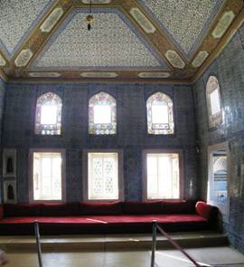 File:Circumcision room interior Topkapi March 2008pano.jpg